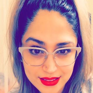 Meet your Posher, Marisol